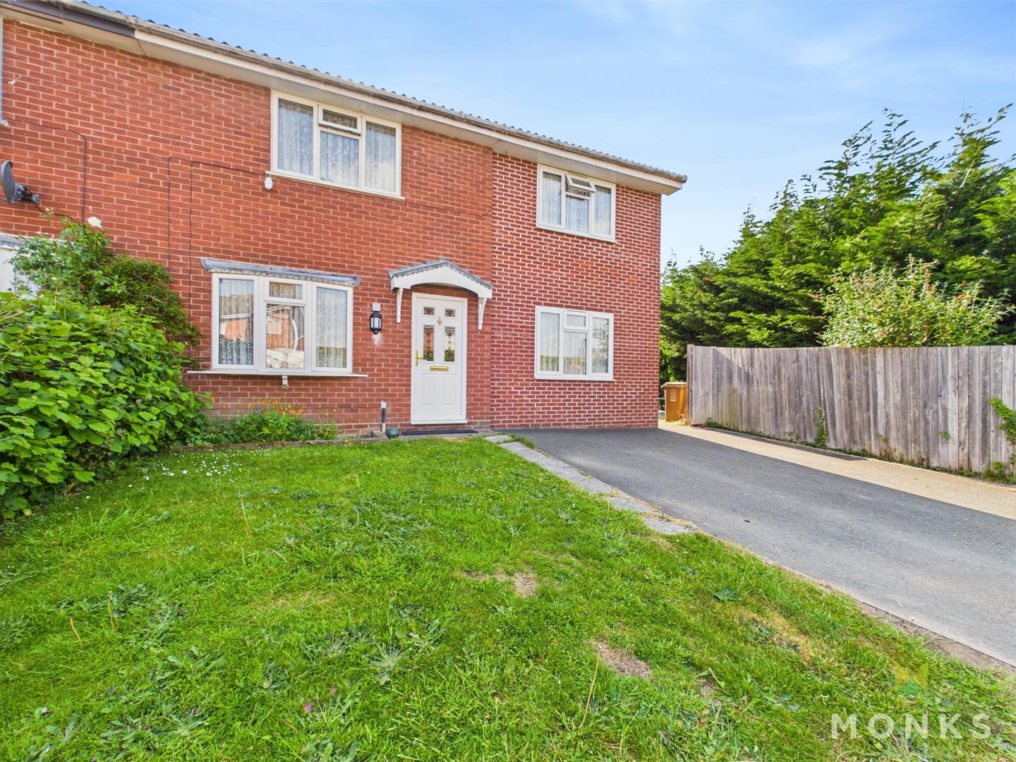 2 Campbell Close, Oswestry, SY11 2XW SSTC